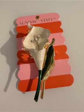 Sunday State White Calla Lily Flower metal claw clip